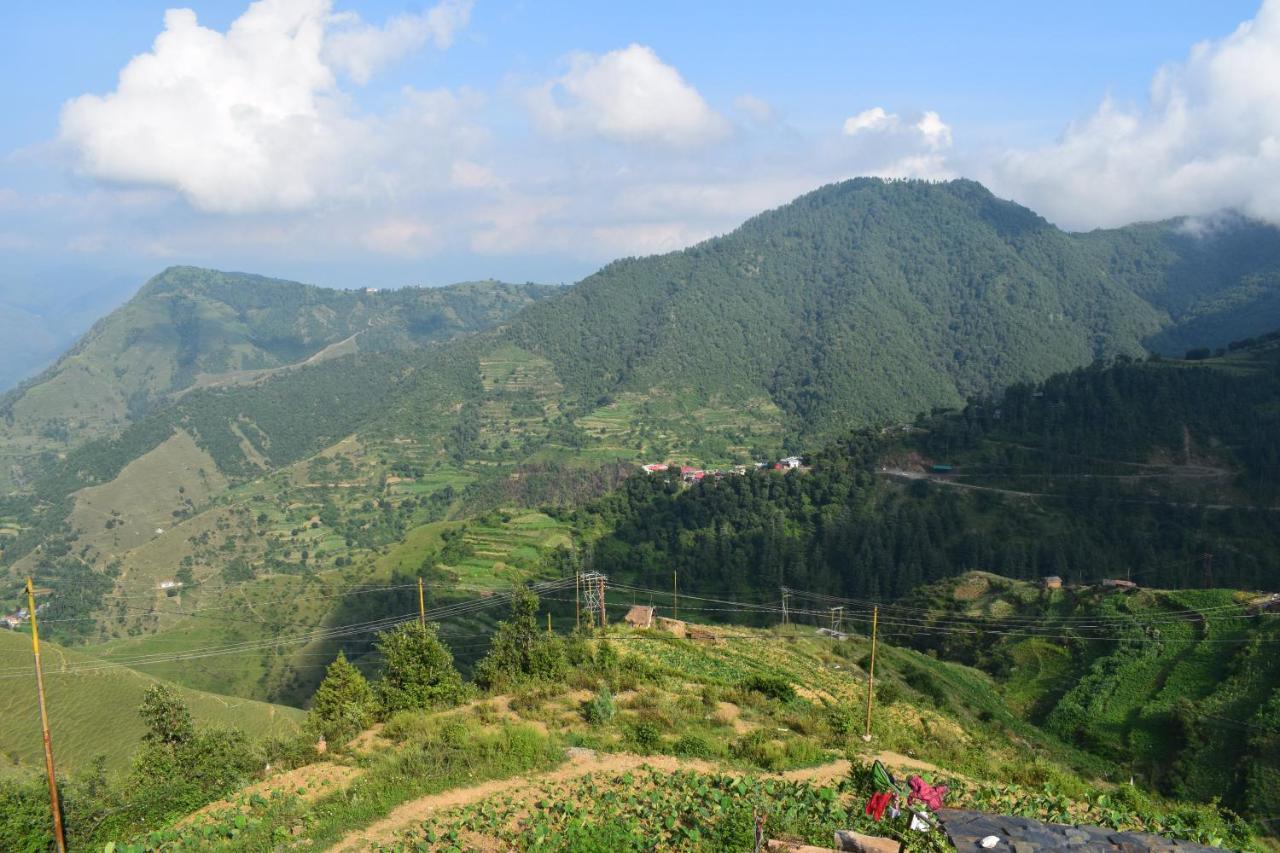 Veda Inn Chakrata Luaran gambar
