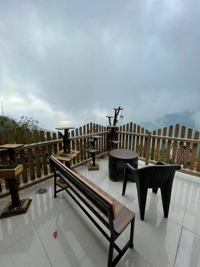 Veda Inn Chakrata Luaran gambar
