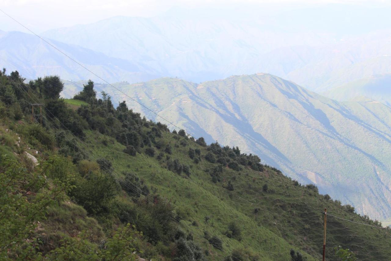 Veda Inn Chakrata Luaran gambar