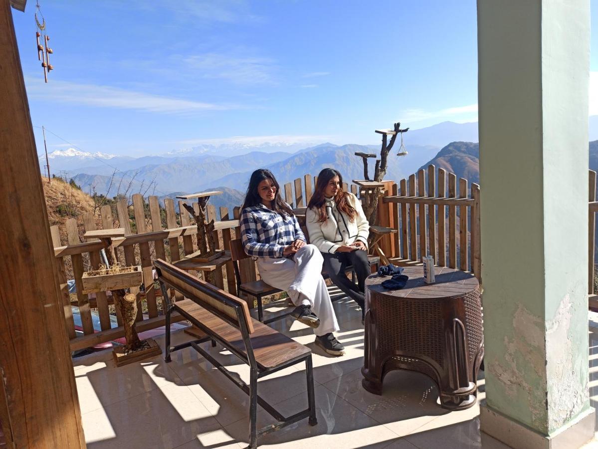 Veda Inn Chakrata Luaran gambar
