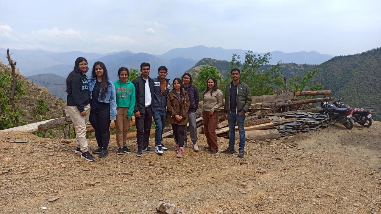 Veda Inn Chakrata Luaran gambar